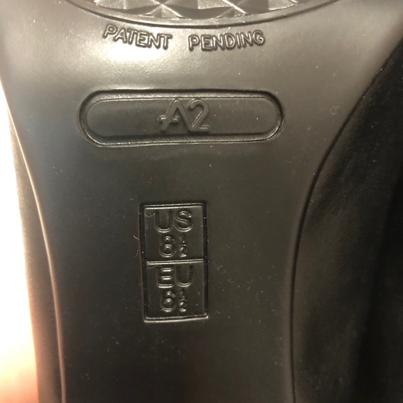 Black Heels - Picture 6 of 7